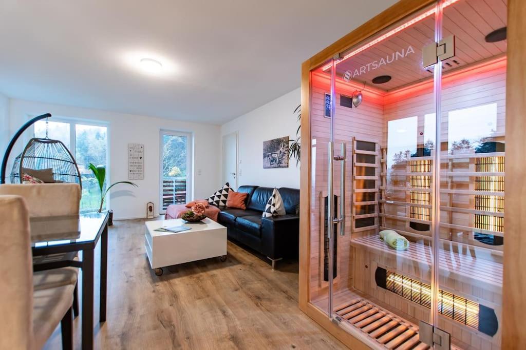 Apartamento Fewo Mit Whirlpool, Sauna & Schwarzwaldblick Hausach Exterior foto